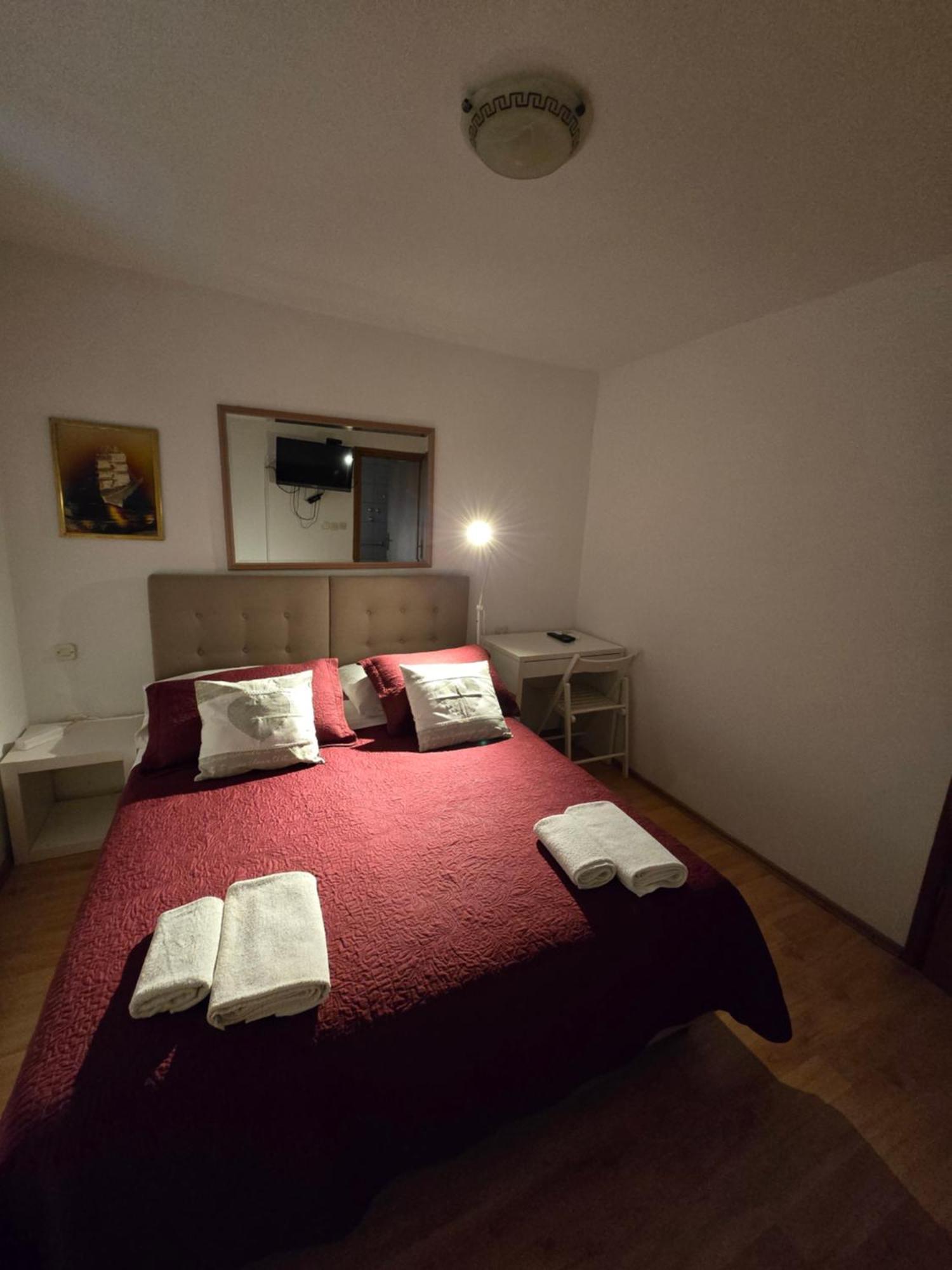 סקארדין Guest Accomodation Zura מראה חיצוני תמונה