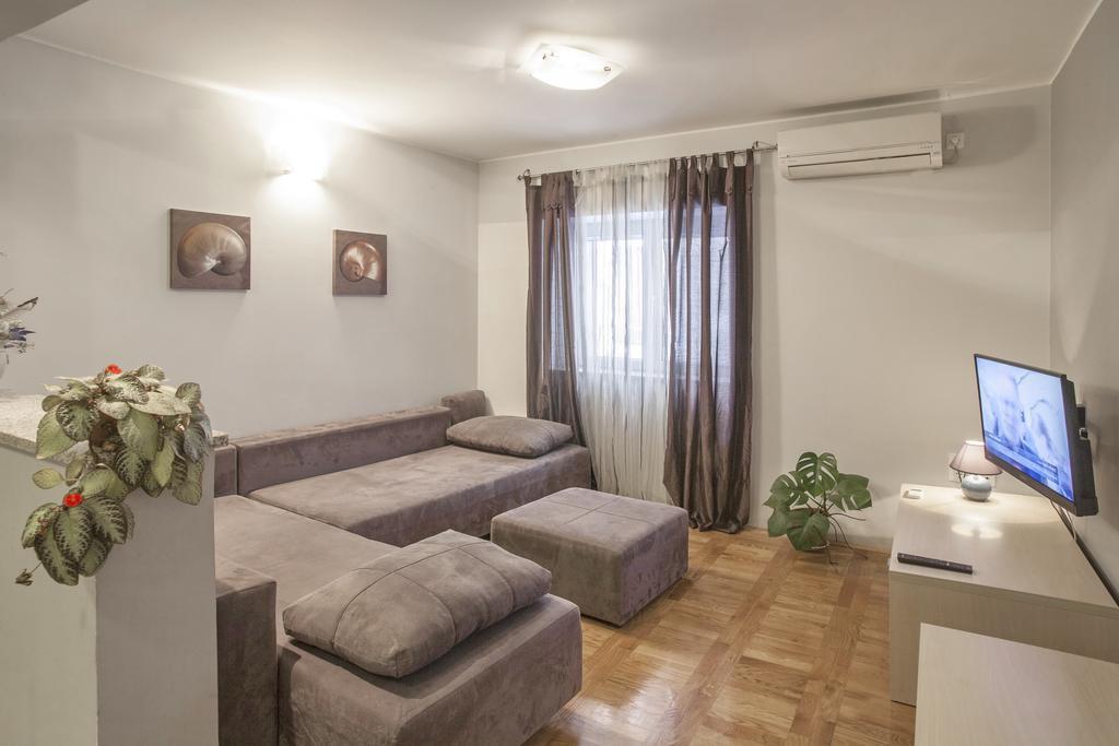 סקארדין Guest Accomodation Zura חדר תמונה