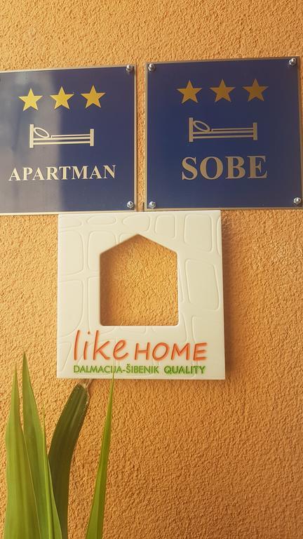 סקארדין Guest Accomodation Zura מראה חיצוני תמונה