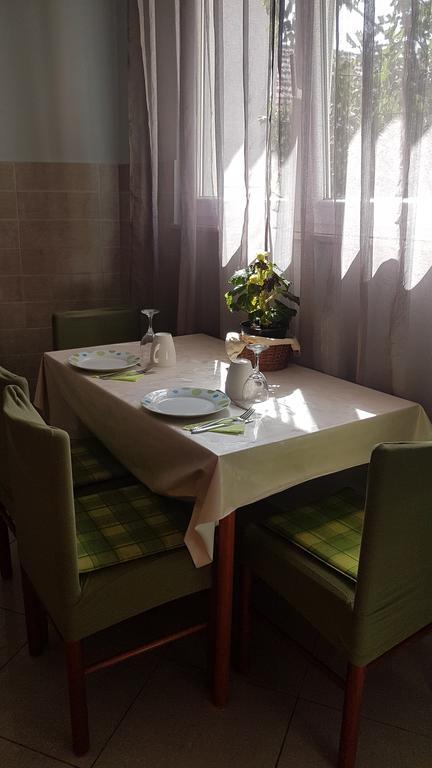 סקארדין Guest Accomodation Zura מראה חיצוני תמונה